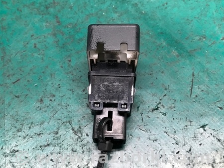 ФОТО Кнопка аварійної сигналізації для Nissan NV200 USA (2013-) Київ