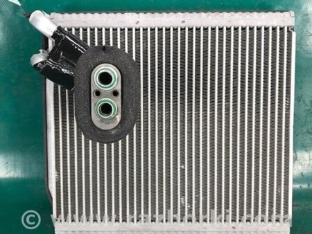 ФОТО Випарник кондиціонера для KIA Sedona (14-18) Київ