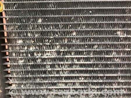 ФОТО Радіатор кондиціонера для Nissan Titan (04-16) Київ