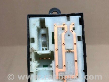 ФОТО Блок керування склопідіймачами для Nissan Titan (04-16) Київ