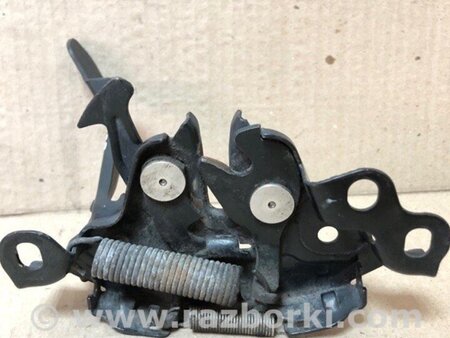 ФОТО Замок капоту для Nissan Altima L32 Київ