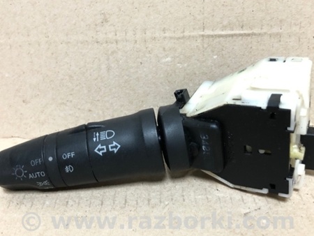 ФОТО Підрульовий перемикач для Nissan Titan (04-16) Київ