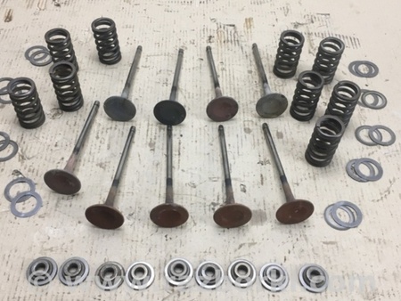 ФОТО Клапан випускний для Toyota Camry 40 XV40 (06-11) Київ