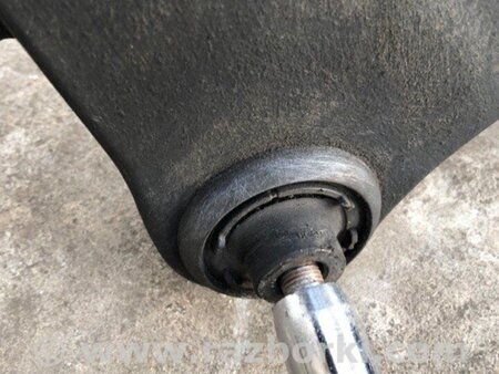 ФОТО Важіль передньої підвіски нижній для Volvo S60 Київ