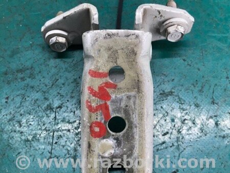 ФОТО Петля двері для Mitsubishi Galant Київ