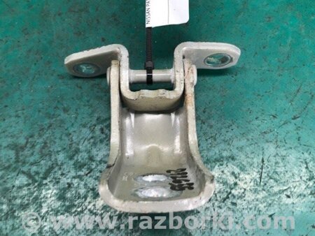 ФОТО Петля двері нижня для Nissan Pathfinder R52 (12-21) Київ