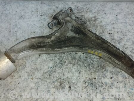 ФОТО Важіль передньої підвіски нижній для Cadillac SRX (2009-2016) Київ