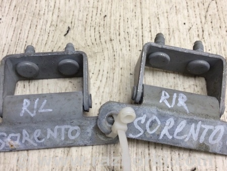 ФОТО Петля кришки багажника для KIA Sorento 2 XM (09-14) Київ