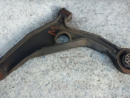 ФОТО Важіль передньої підвіски нижній для Dodge Avenger (07-14) Київ