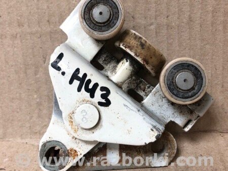 ФОТО Ролик зсувних дверей нижній для Nissan Quest S (11-17) Київ