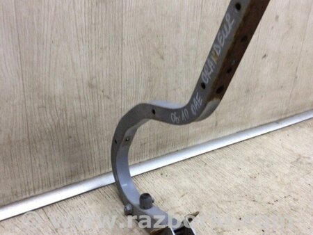 ФОТО Петля кришки багажника для Hyundai Grandeur IV TG (05-11) Київ