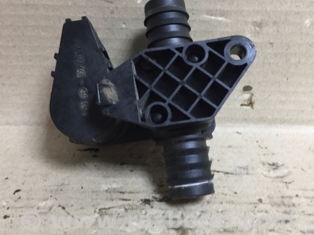 ФОТО Клапан системи охолодження для Nissan Titan (04-16) Київ