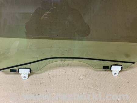 ФОТО Скло дверей для Nissan Quest S (11-17) Київ