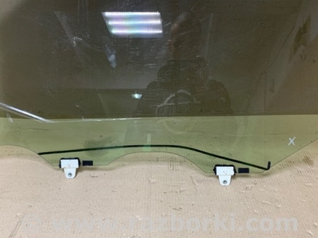 ФОТО Скло дверей для Nissan Quest S (11-17) Київ