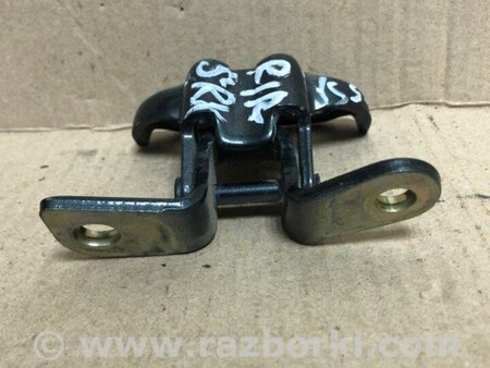 ФОТО Петля двері верхня для Cadillac SRX (2009-2016) Київ