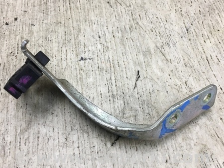 ФОТО Кронштейн для Mazda CX-3 (2014-...) Київ