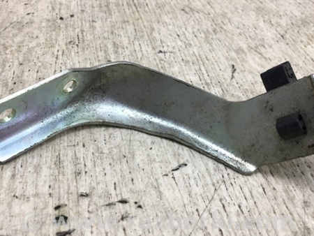 ФОТО Кронштейн для Mazda CX-3 (2014-...) Київ