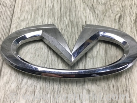 ФОТО Емблема для Infiniti M35/M45 Київ