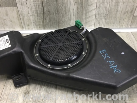 ФОТО Сабвуфер для Ford Escape 3 (01.2012-12.2018) Київ