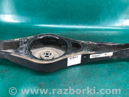 ФОТО Важіль задньої підвіски нижній поперечний для Volkswagen Jetta USA (10-17) Київ