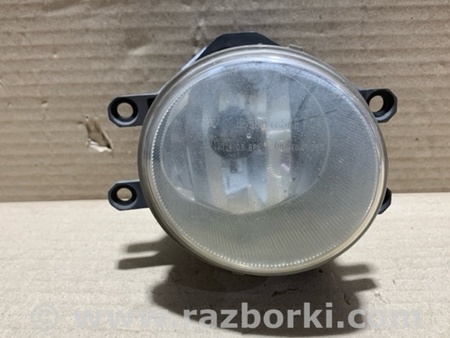 ФОТО Протитуманна фара для Toyota Prius III XW30 (09-15) Київ