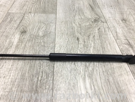 ФОТО Амортизатор кришки багажника для Nissan LEAF (10-17) Київ