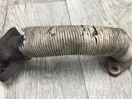 ФОТО Трубка EGR для Mitsubishi L200 (06-14) Київ