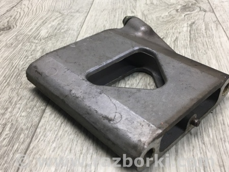 ФОТО Кронштейн двигуна для Toyota Highlander (01-07) Київ