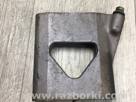 ФОТО Кронштейн двигуна для Toyota Highlander (01-07) Київ
