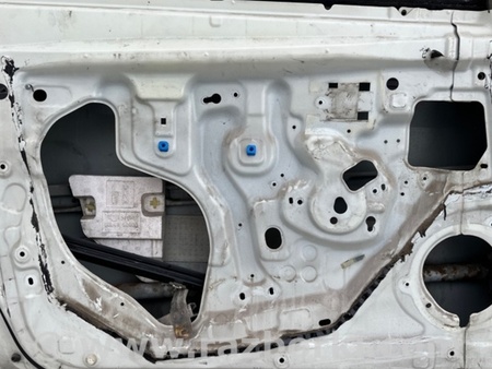 ФОТО Двері для Nissan Tiida/Versa C11 Київ