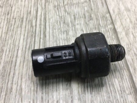 ФОТО Датчик тиску олії ДВЗ для KIA Optima 3 TF (10-15) Київ