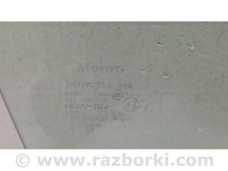 ФОТО Скло дверей для Toyota Prius III XW30 (09-15) Київ