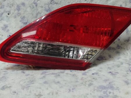 ФОТО Ліхтар внутрішній для Toyota Avalon XX30 (12.2004-10.2012) Київ