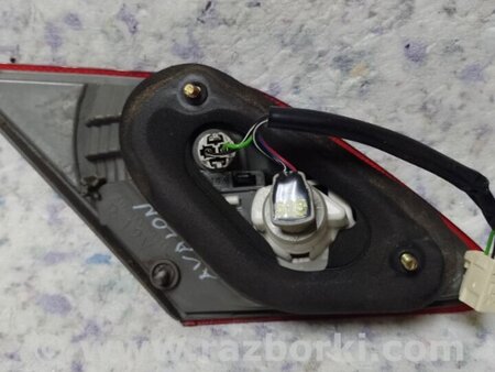 ФОТО Ліхтар внутрішній для Toyota Avalon XX30 (12.2004-10.2012) Київ