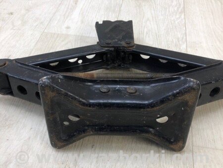 ФОТО Домкрат для GMC Acadia Київ