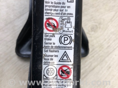 ФОТО Домкрат для GMC Acadia Київ