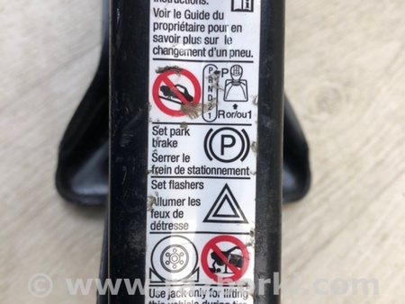 ФОТО Домкрат для GMC Acadia Київ