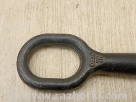 ФОТО Гак буксирувальний для Volkswagen Passat B7 (09.2010-06.2015) Київ