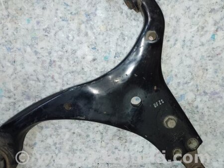 ФОТО Важіль передньої підвіски нижній для Hyundai i30 I FD (07-12) Київ