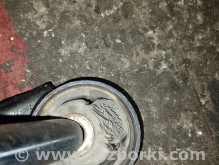 ФОТО Важіль передньої підвіски нижній для Hyundai i30 I FD (07-12) Київ