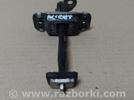 ФОТО Обмежувач дверей для Hyundai Accent 3 MC (05-11) Київ