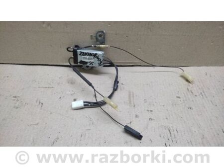 ФОТО Підсилювач антени для Toyota Camry 50 XV55 (14-18)  Київ