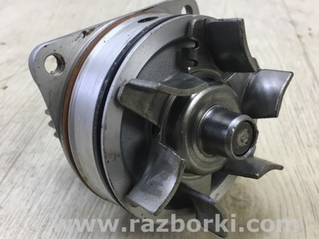 ФОТО Водяний насос для Infiniti G35 Київ