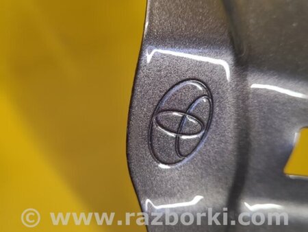 ФОТО Крило переднє для Toyota Auris E180 (12-18) Київ