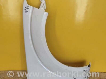 ФОТО Крило переднє для Nissan Navara Київ