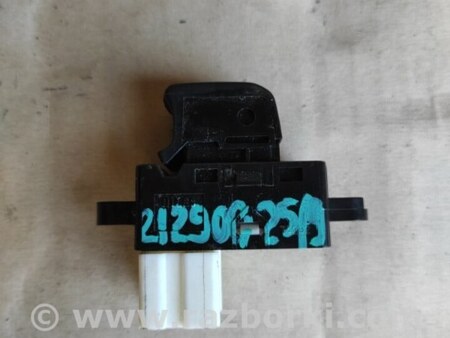 ФОТО Кнопка склопідіймача для Nissan Tiida/Versa C11 Київ