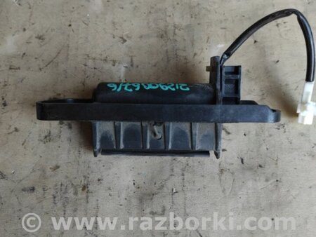 ФОТО Кнопка відкриття багажника зовнішня для Nissan Tiida/Versa C11 Київ