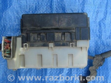 ФОТО Блок запобіжників моторний відсік для Nissan Maxima A33 Київ