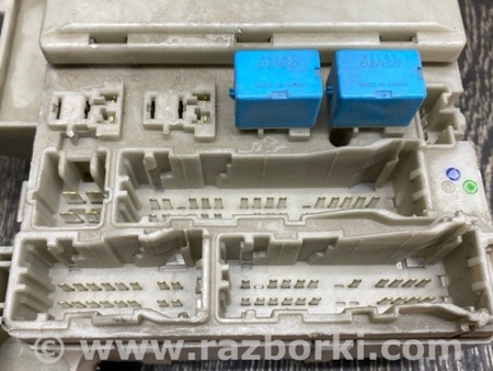 ФОТО Блок запобіжників салон для Toyota Land Cruiser Prado J120 (02-09) Київ