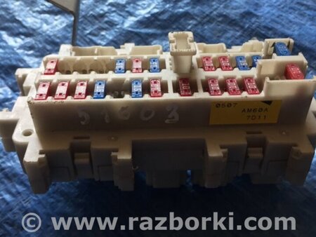 ФОТО Блок запобіжників салон для Nissan Murano Z50 (02-08) Київ